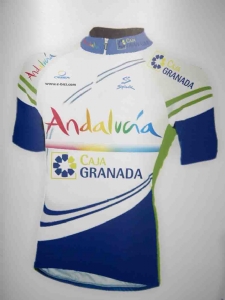La maglia 2011 dell'Andalucía-Caja Granada - Foto Biciciclismo.com © Josu Mondelo