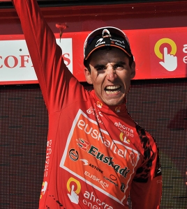 Igor Antón con la maglia rossa di leader della Vuelta a España © LaVuelta.com