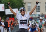 Lizzie Armitstead chiude la Route de France con un bel successo - foto Organisation Routes et Cycles