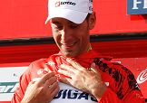 Vincenzo Nibali torna in maglia rossa dopo la crono di Peñafiel - Foto Roberto Bettini