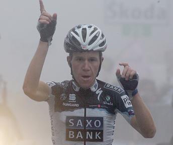 Chris Anker Sörensen vince in mezzo alla nebbia - Foto Bettini