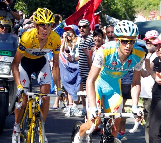 Contador e Schleck ad Ax-3 Domaines © Bettiniphoto