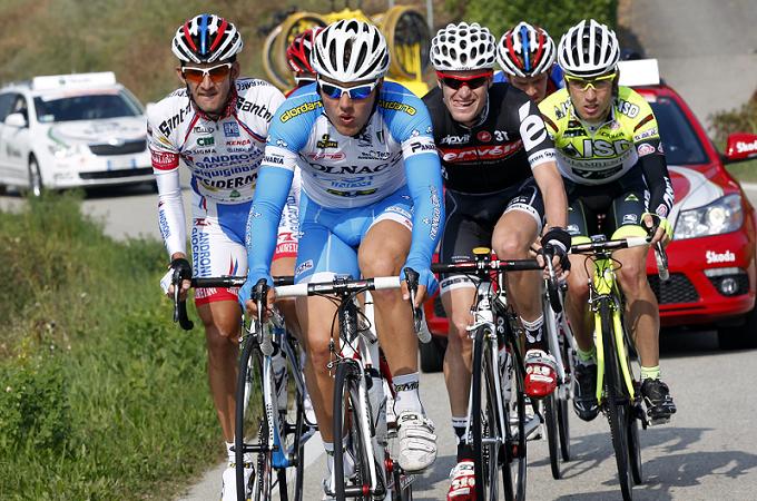 Al Giro del Piemonte i fuggitivi sbagliano strada e vengono ripresi © Bettiniphoto