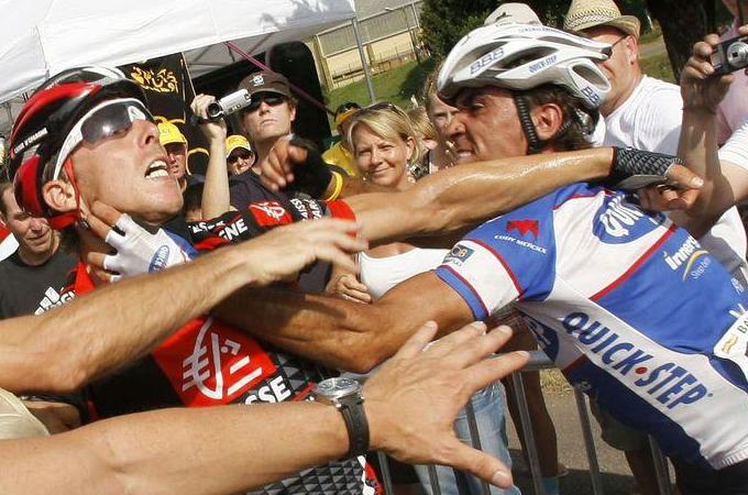 Al termine della sesta tappa del Tour Barredo e Rui Costa hanno ancora forze per fare a pugni © Sport24.com