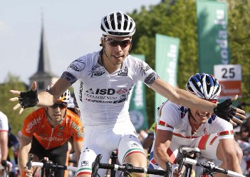 Visconti vincitore con la maglia di leader dell'Europe Tour - Foto aotdl.com