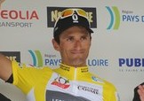 La soddisfazione di Bennati in maglia gialla © CircuitCycliste.Sarthe.com
