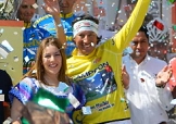 La festa finale con Ivan Mauricio Casas e gli altri premiati della Vuelta Ciclista Chiapas 2011 © Cicloweb.it