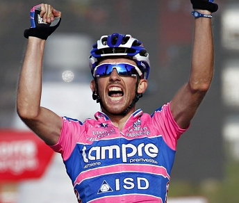Francesco Gavazzi, tenacissimo vincitore della tappa di Noja © Bettiniphoto