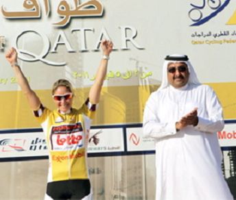 Rochelle Gilmore, vincitrice della prima tappa del Tour of Qatar