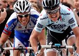 La volata che ha regalato a Nick Nuyens il Giro delle Fiandre su Sylvain Chavanel e Fabian Cancellara © Bettiniphoto