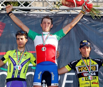 Matteo Trentin Campione d'Italia Under 23, sul podio tra Fabio Aru e Andrea Fedi © Bettiniphoto