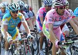 La maglia rosa sarà l'obiettivo di Nibali e dell'Astana nel 2013 © Cyclingweekly.co.uk