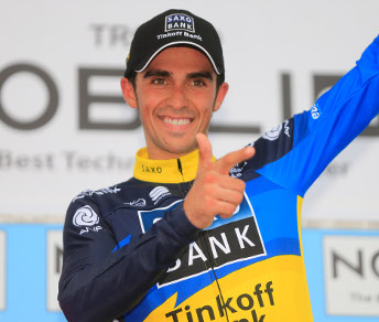La tipica esultanza di Alberto Contador, vincitore della Milano-Torino © Bettiniphoto
