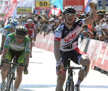 André Greipel batte Matthew Goss nella 2a tappa del Giro di Turchia © Ufficio Stampa della corsa