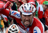 Nella quinta tappa del Giro di Svizzera arriva la fuga e vince il russo Vladimir Isaichev © Bettiniphoto
