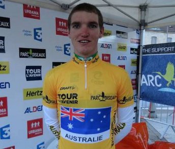 L'australiano Jay McCarthy in maglia gialla. È lui il primo leader del Tour de l'Avenir 2012 © directvelo.com