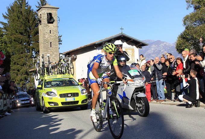 Vincenzo Nibali ha reso spettacolare il Giro di Lombardia con un attacco solitario sul Ghisallo © Bettiniphoto