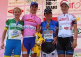 Da sinistra, Emma Pooley, Marianne Vos, Fabiana Luperini ed Elisa Longo Borghini. Ecco le maglie del Giro Donne © Ufficio Stampa della corsa