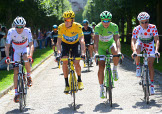 Le maglie del Tour. Da sinistra: Tejay Van Garderen in bianco, Bradley Wiggins in giallo, Peter Sagan in verde, Thomas Voeckler a pois © Betttiniphoto