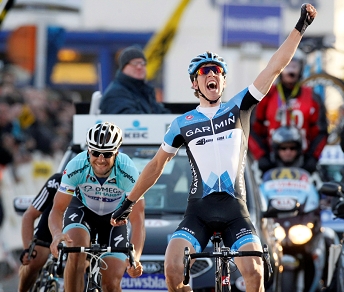 La gioia di Sep Vanmarcke alla prima vera vittoria da professionista nella Het Nieuwsblad © Bettiniphoto