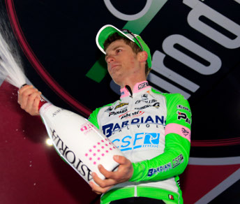 A Serra San Bruno Enrico Battaglin festeggia la prima vittoria al Giro d'Italia © Bettiniphoto