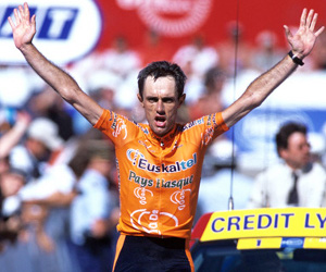 Nel 2001, al primo Tour de France della squadra, Roberto Laiseka vince a Luz Ardiden © cyclesportmag.com