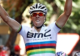 A Tarragona Philippe Gilbert vince la prima corsa in maglia iridata © Bettiniphoto