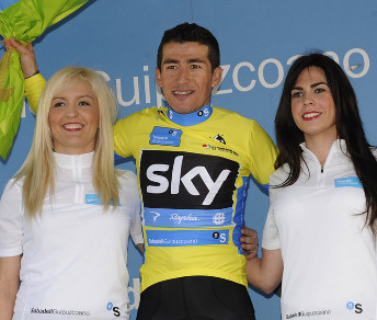 Henao vince la terza tappa e vola in maglia gialla al Giro dei Paesi Baschi © teamsky.com