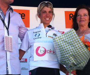 In maglia bianca di miglior giovane alla Route de France 2012 © Route de France