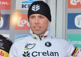 Sven Nys sul podio di Hoogstraten, dove ha ottenuto la vittoria numero 60 in carriera © Belga
