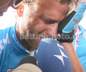 Le calde lacrime di Cagliari dopo l'ennesima vittoria di tappa al Giro © Bettiniphoto