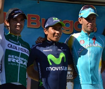 Nairo Quintana, vincitore della Vuelta a Burgos, sul podio finale tra David Arroyo, secondo, e Vincenzo Nibali, terzo © www.movistarteam.com