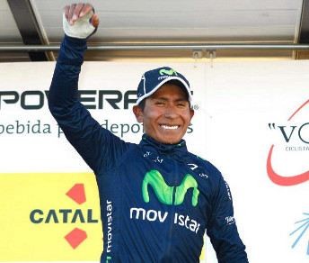 Nairo Quintana sul podio dopo la vittoria a Vallter 2000, terza tappa della Volta Ciclista a Catalunya © Movistar Team