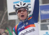 Marianne Vos vince il suo primo Giro delle Fiandre © Anton Vos/Bettiniphoto