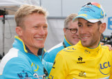 Alexandre Vinokourov e Vincenzo Nibali tirano un sospiro di sollievo © Bettiniphoto