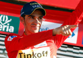 Alberto Contador in maglia rojas © Bettiniphoto