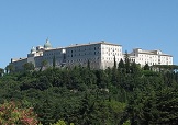 La sesta tappa si concluderà in salita a Montecassino © Wikipedia