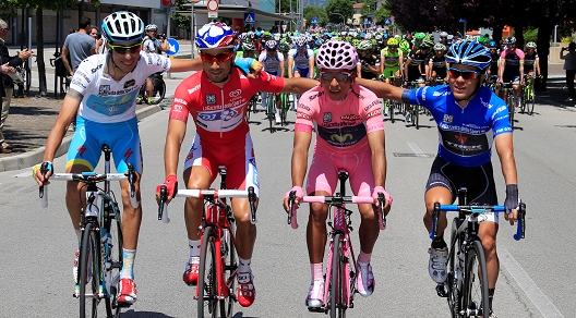 Fabio Aru, Nacer Bouhanni, Nairo Quintana e Julián Arredondo © Bettiniphoto