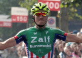 Gianni Moscon batte Dylan Teuns al Piccolo Giro di Lombardia © Ufficio stampa Zalf Euromobil Désirée Fior