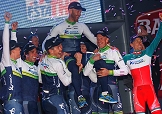 La festa Orica-GreenEDGE sul podio di Belfast © Bettiniphoto