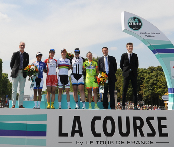 Il podio de La Course by Le Tour de France © A.S.O.