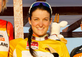 La maglia oro Lizzie Armitstead tra Ellen Van Dijk e Chloe Hosking © boelsdolmanscyclingteam.nl