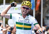 Jack Bobridge anticipa Lieuwe Westra, Luke Durbridge, Maxim Belkov e il gruppo incombente a Campbelltown © TourDownUnder.com.au