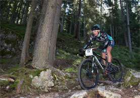 Pedalando nei boschi del Trentino con la Val di Fassa Bike 2015