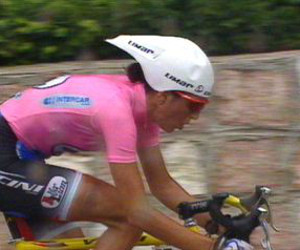 Joane Somarriba in azione in maglia rosa © Archivio Rai