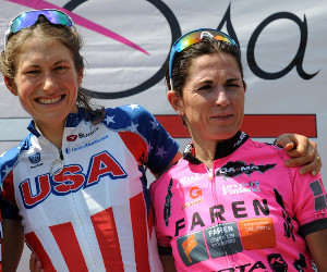 Giro 2013: podio sul Beigua insieme a Mara Abbott © Ianuale