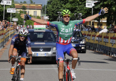 Gianni Moscon doma Marco Tecchio alla Medaglia d'Oro Colleoni © Scanferla