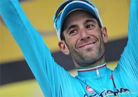 Vincenzo Nibali alla premiazione dopo la sua splendida vittoria di La Toussuire © Bettiniphoto