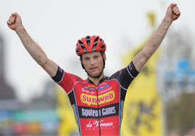 Primo successo stagionale per Kevin Pauwels © superprestigecyclocross.be