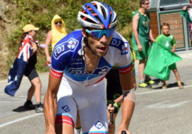 Thibaut Pinot impegnato nella scalata all'Alpe d'Huez © Bettiniphoto